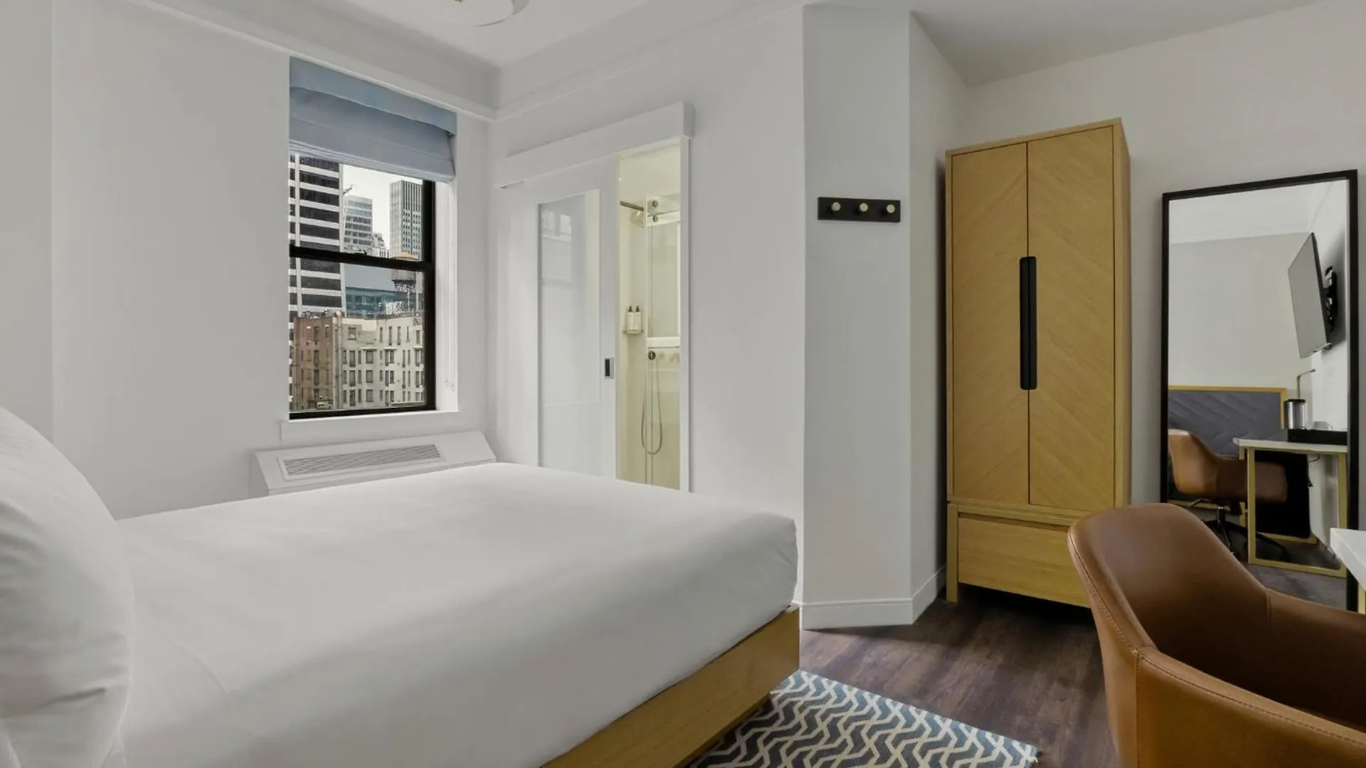 ****  Club Quarters Hotel Times Square, New York USA