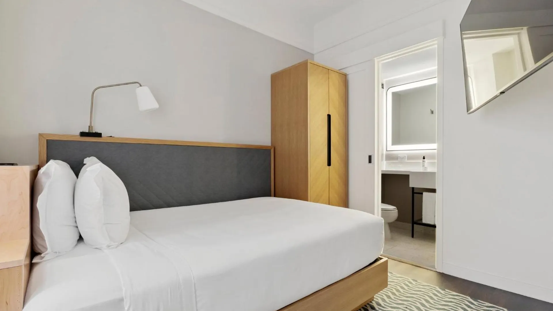 Club Quarters Hotel Times Square, New York 4*,